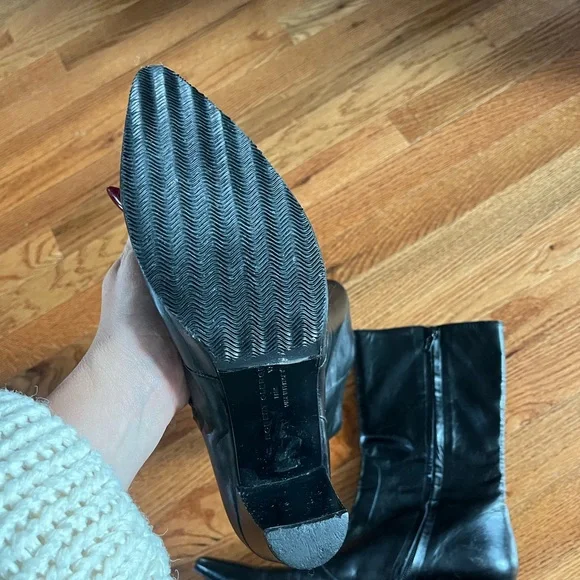 Robert Clergerie Black Leather Heeled Boots - Picture 4 of 9